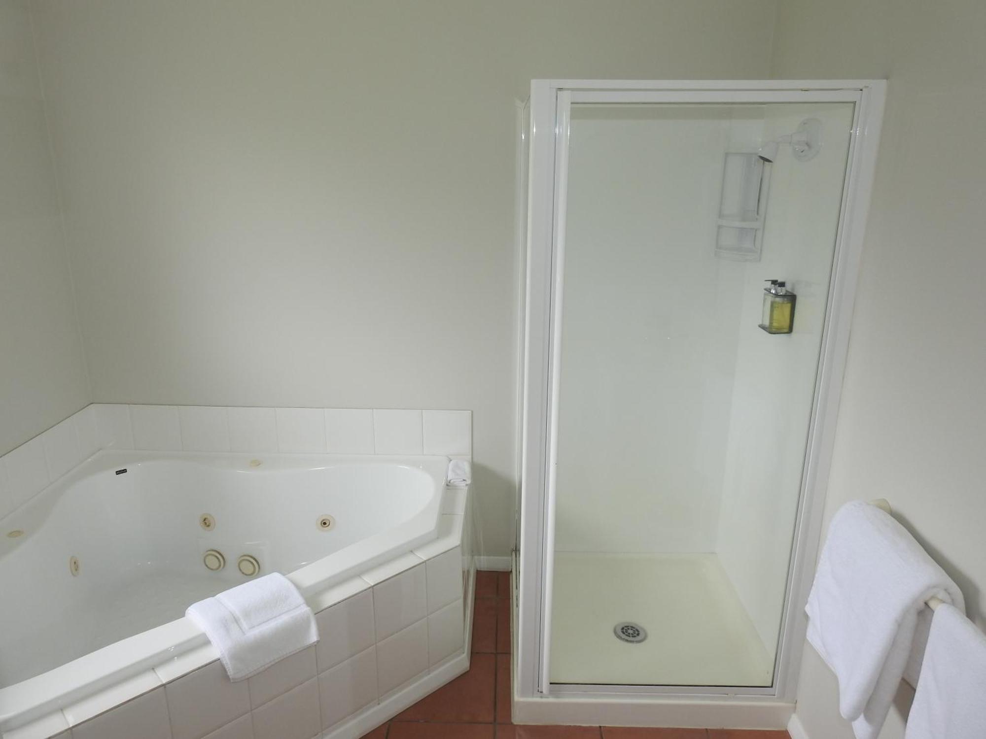 Tudor Lodge Motel 하웨라 외부 사진