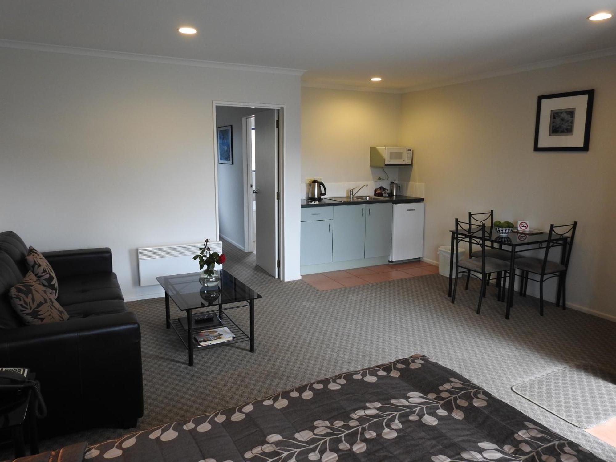 Tudor Lodge Motel 하웨라 외부 사진